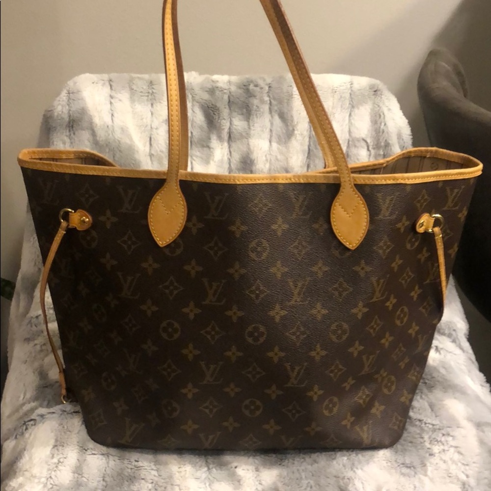 Louis Vuitton Neverfull MM